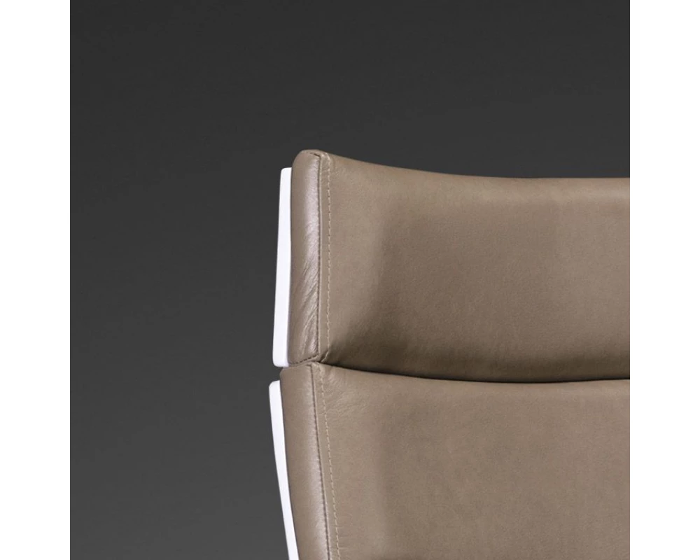 Кресло руководителя Алтея М